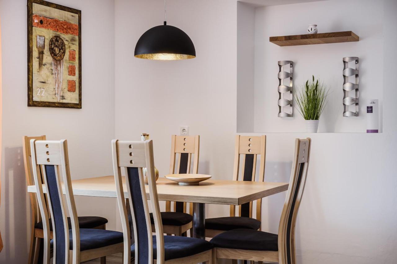 Apartment Viktoria カルテルベッロ エクステリア 写真