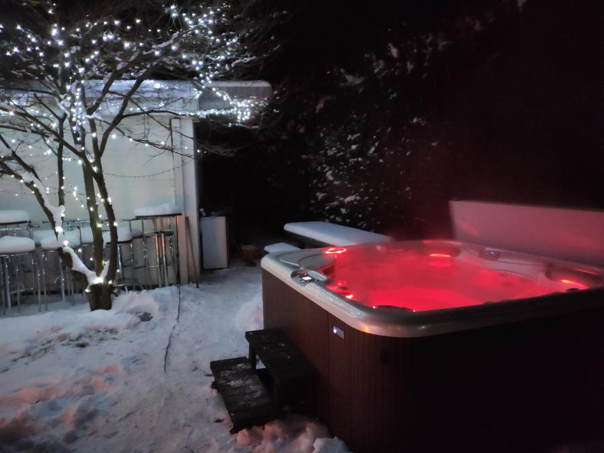 Apartment Viktoria カルテルベッロ エクステリア 写真